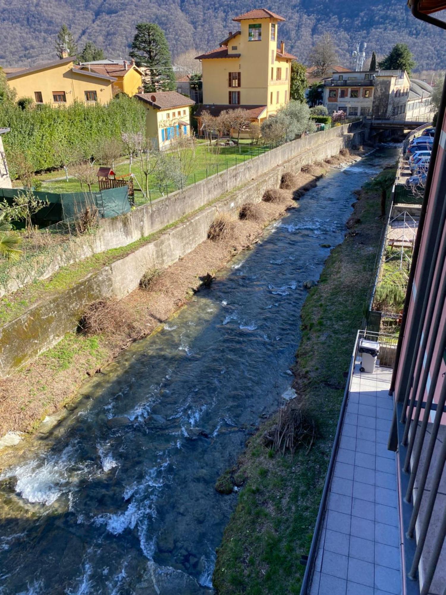 River House Porlezza Bagian luar foto